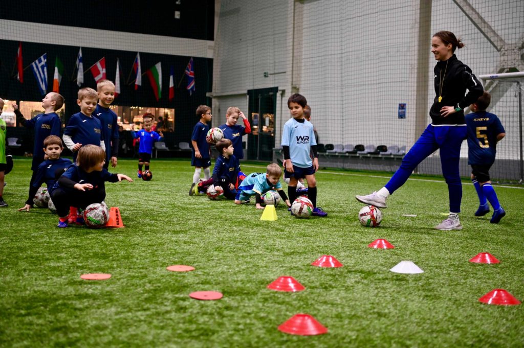 mlodzi-w-futbolu-wrsz1