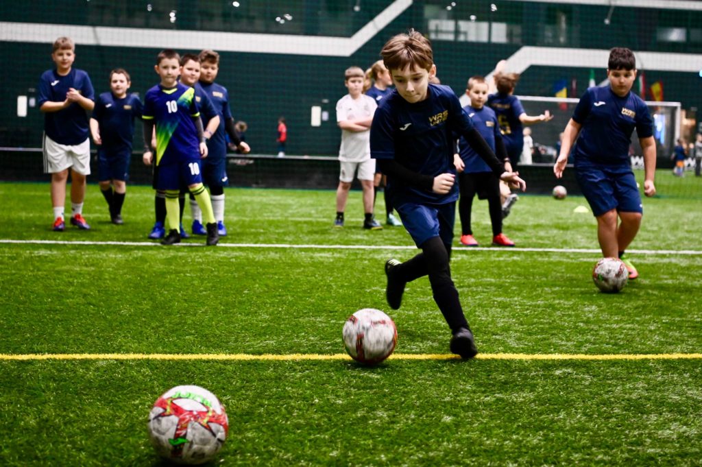 mlodzi-w-futbolu-wrsz2